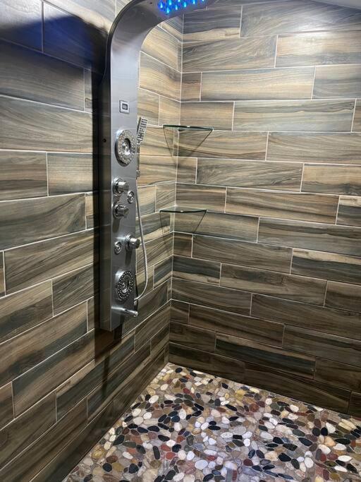 فيلا Luxury 2Br Within Walking Distance To Nightlife!! كوفينجتون المظهر الخارجي الصورة