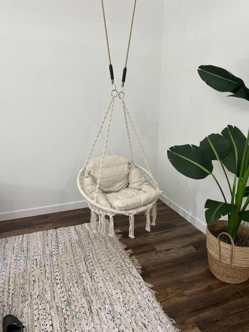 فيلا Luxury 2Br Within Walking Distance To Nightlife!! كوفينجتون المظهر الخارجي الصورة